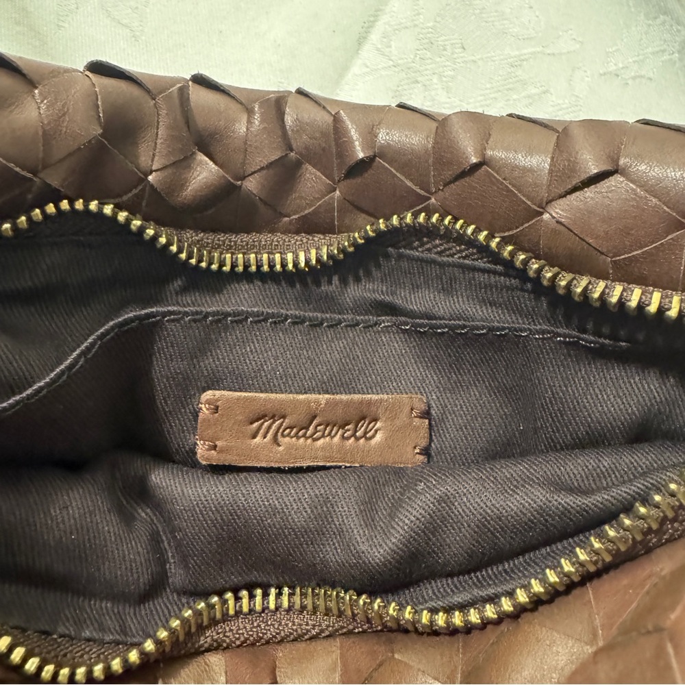 MADEWELL The Puff Crossbody Bag Woven Leather Edition Chocolate Brown - Picture 3 of 7